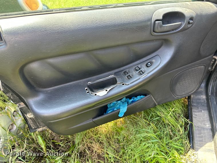 image for item NY9089 2003 Dodge Stratus