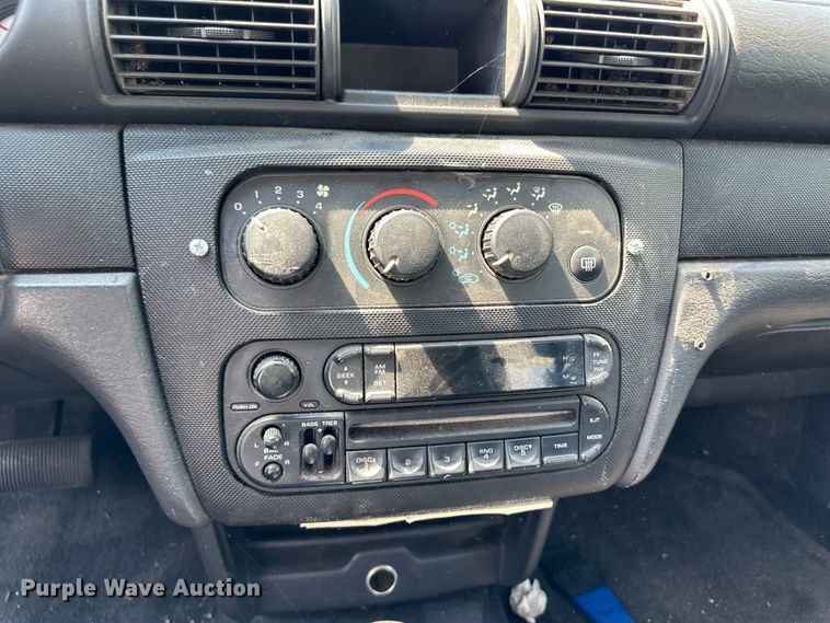 image for item NY9089 2003 Dodge Stratus