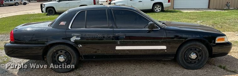 image for item OG9054 2010  Ford Crown Victoria Police Interceptor