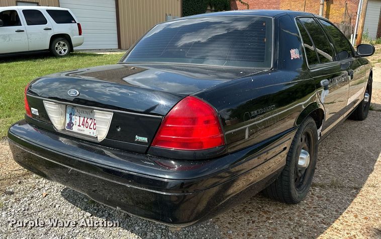 image for item OG9054 2010  Ford Crown Victoria Police Interceptor