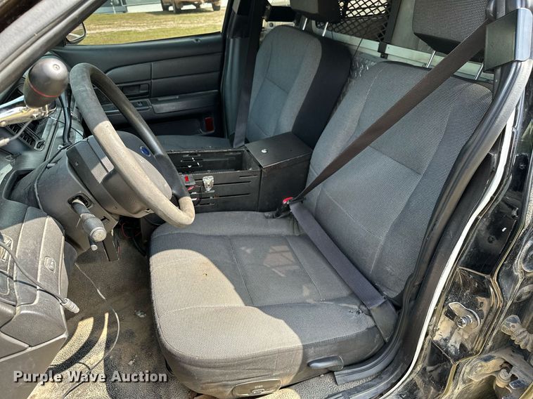 image for item OG9054 2010  Ford Crown Victoria Police Interceptor