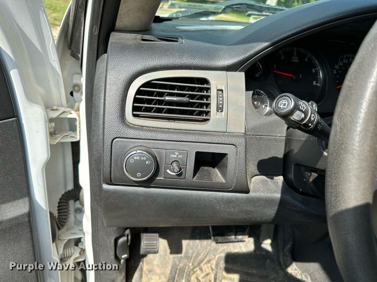 image for item OG9056 2011 Chevrolet Tahoe Police  SUV