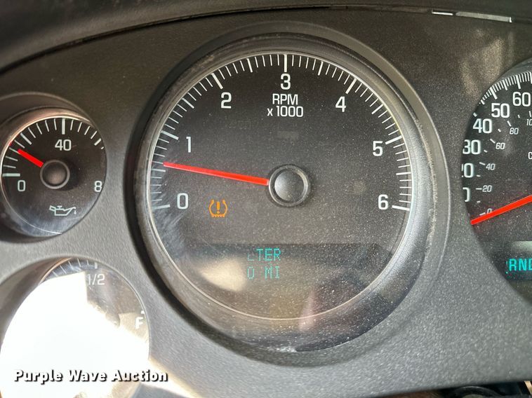 image for item OG9056 2011 Chevrolet Tahoe Police  SUV