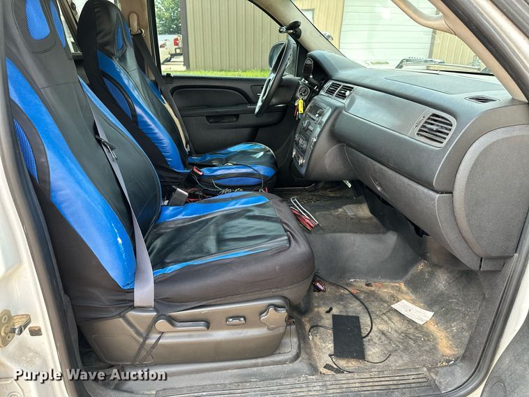 image for item OG9056 2011 Chevrolet Tahoe Police  SUV