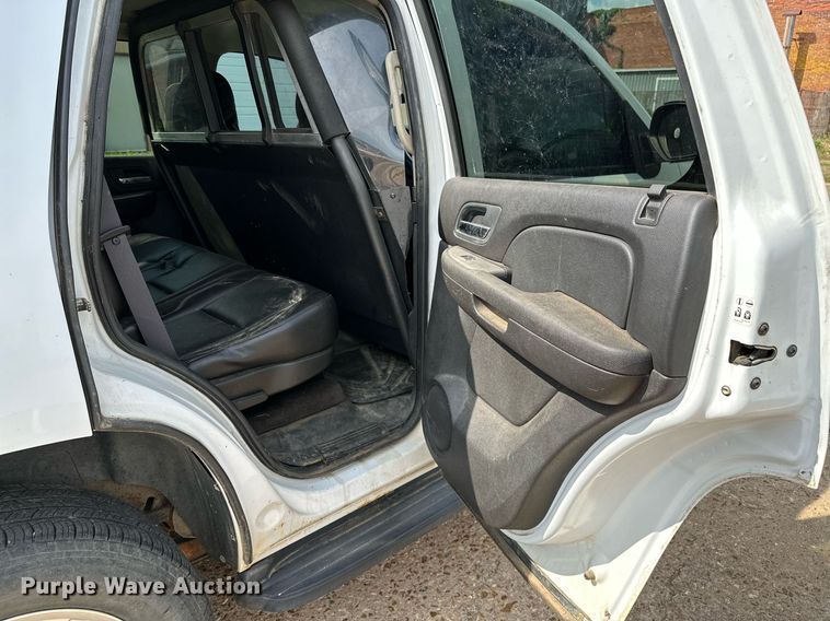 image for item OG9056 2011 Chevrolet Tahoe Police  SUV