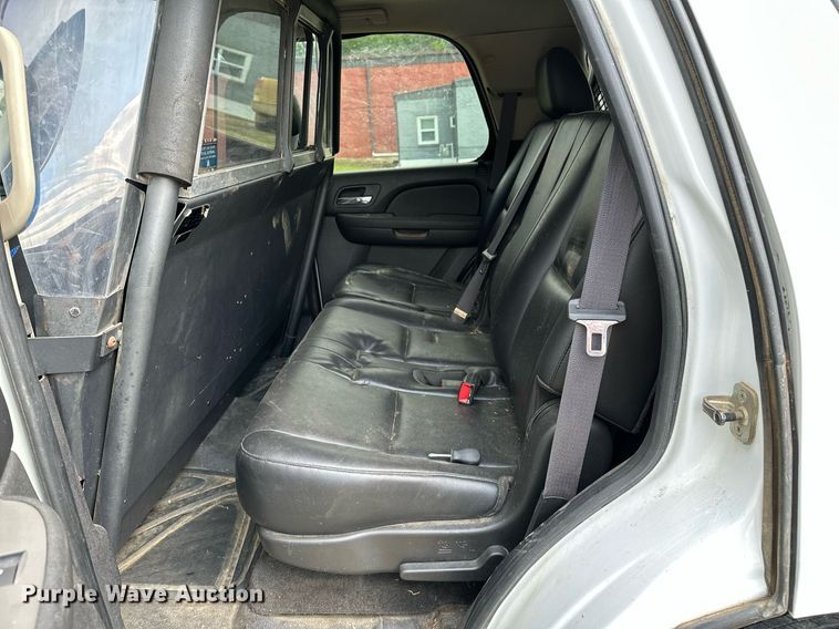 image for item OG9056 2011 Chevrolet Tahoe Police  SUV