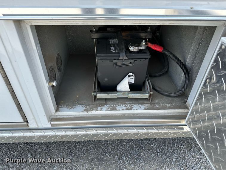 image for item OG9063 2011 Ford E350 Super Duty  ambulance