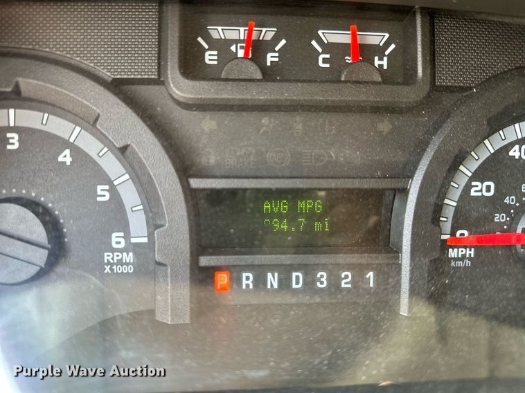 image for item OG9063 2011 Ford E350 Super Duty  ambulance