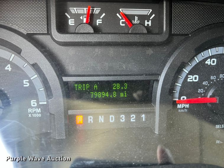 image for item OG9063 2011 Ford E350 Super Duty  ambulance