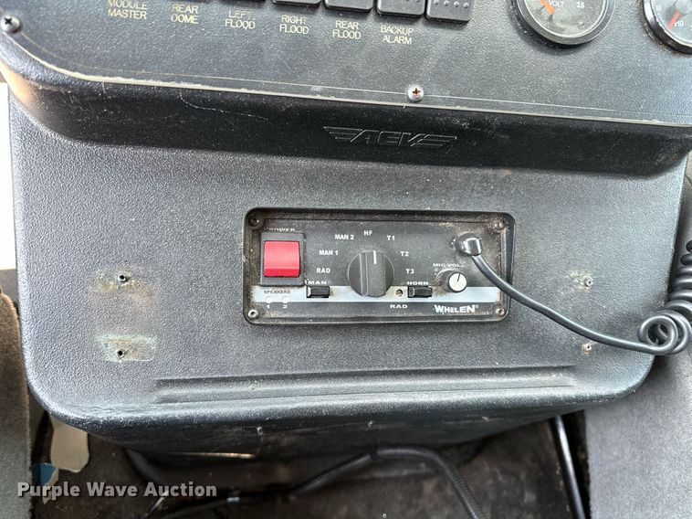 image for item OG9063 2011 Ford E350 Super Duty  ambulance