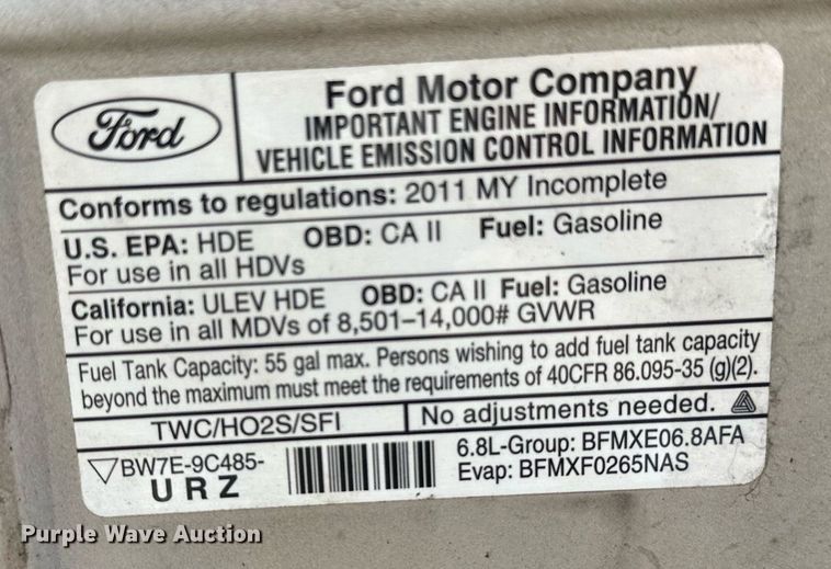 image for item OG9063 2011 Ford E350 Super Duty  ambulance