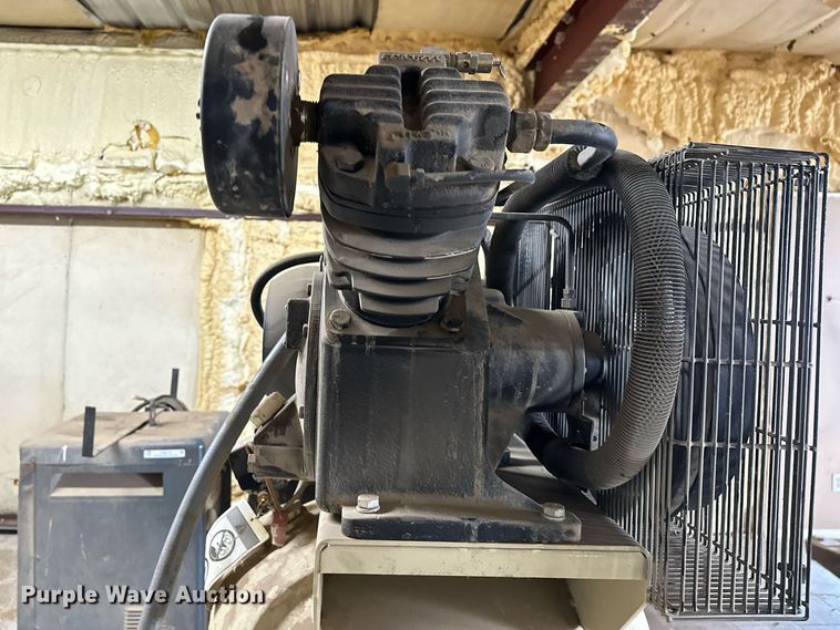 image for item OG9117 2016 Ingersoll Rand  air compressor