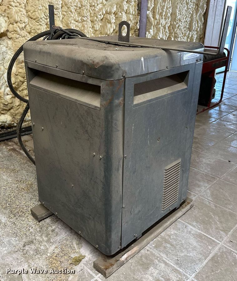 image for item OG9119 Lincoln TM-400/400  welder