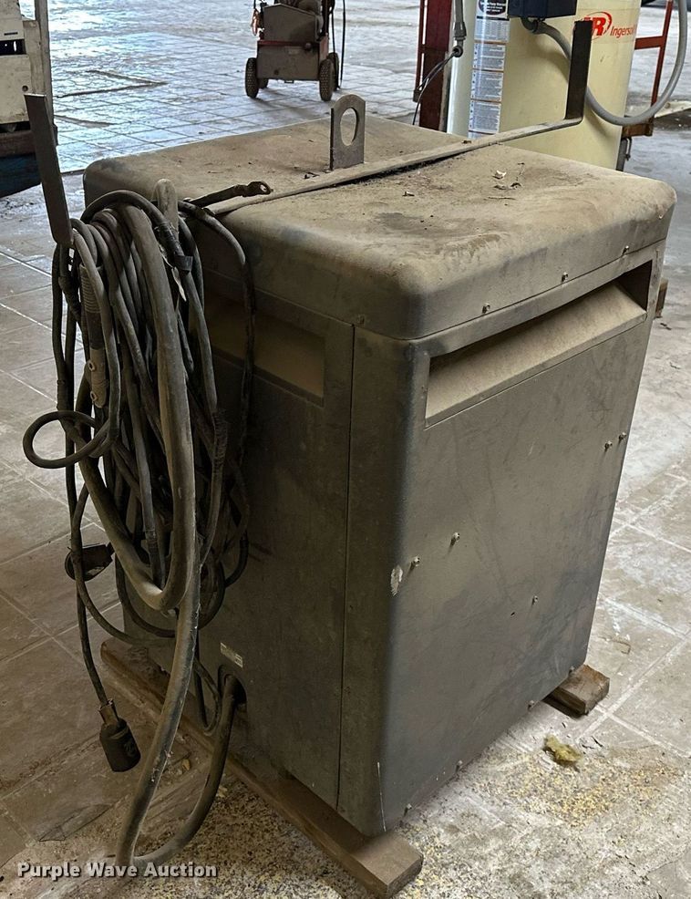 image for item OG9119 Lincoln TM-400/400  welder