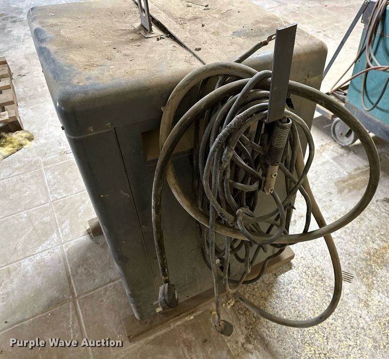 image for item OG9119 Lincoln TM-400/400  welder