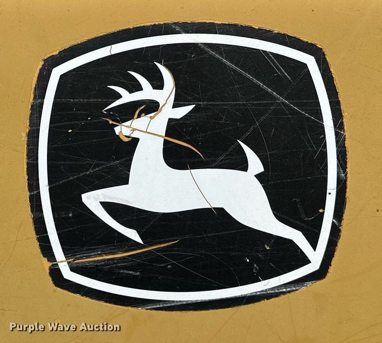 image for item OG9124 2006 John Deere 200C LC  excavator