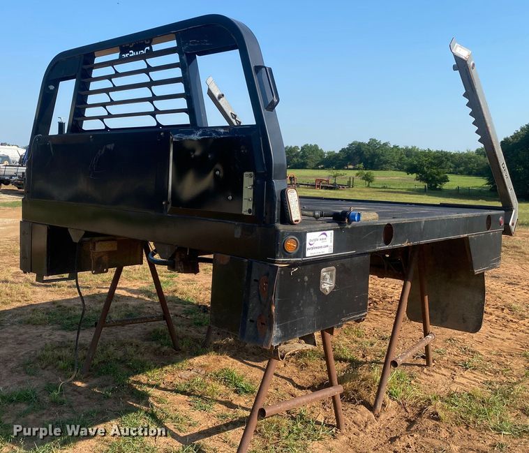 image for item DI7794 DewEze  hydraulic bale bed