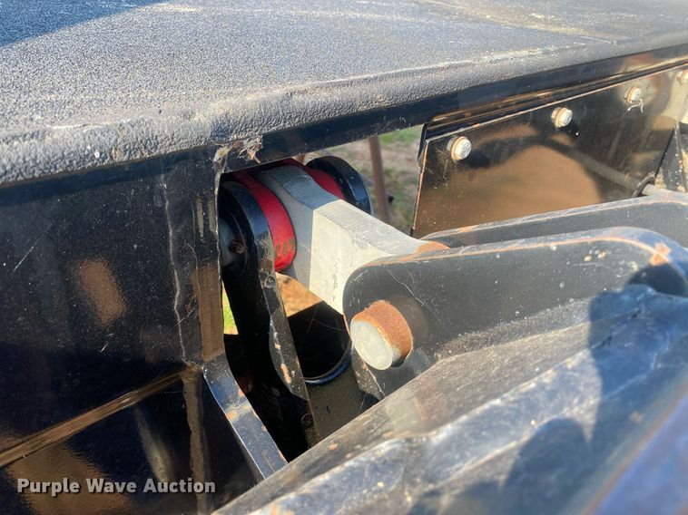 image for item DI7794 DewEze  hydraulic bale bed