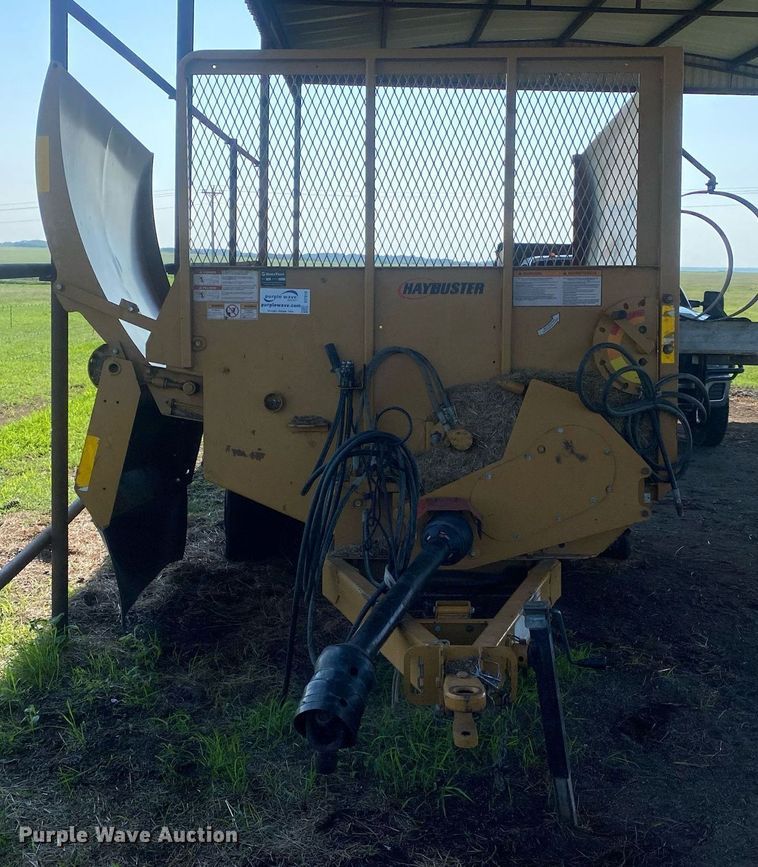 image for item DI7819 Duratech Haybuster 2665  bale processor