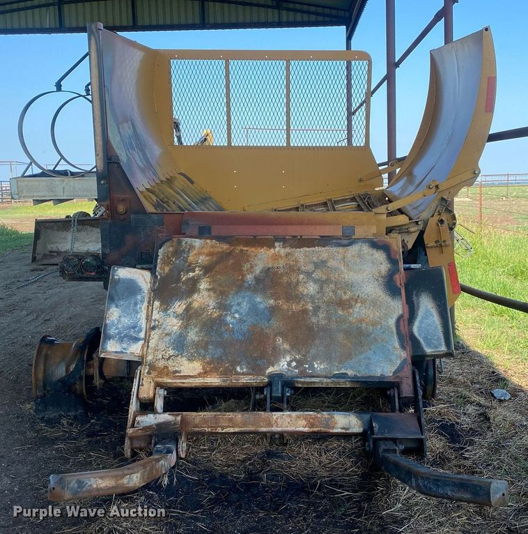 image for item DI7819 Duratech Haybuster 2665  bale processor