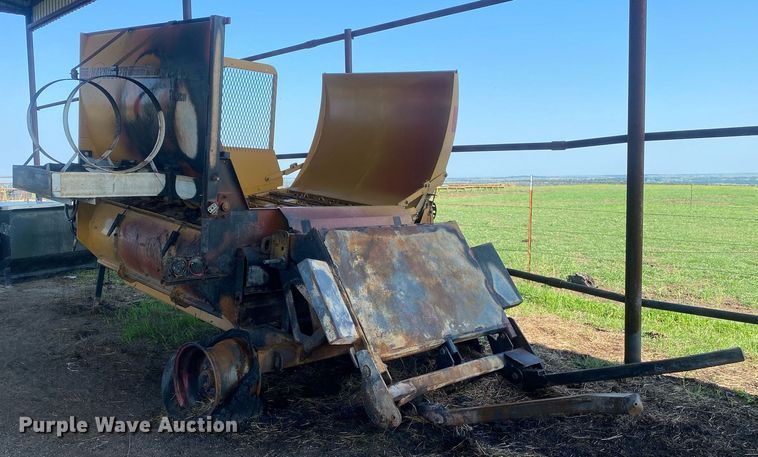 image for item DI7819 Duratech Haybuster 2665  bale processor