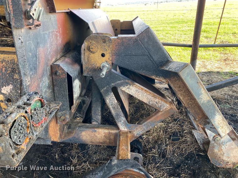 image for item DI7819 Duratech Haybuster 2665  bale processor