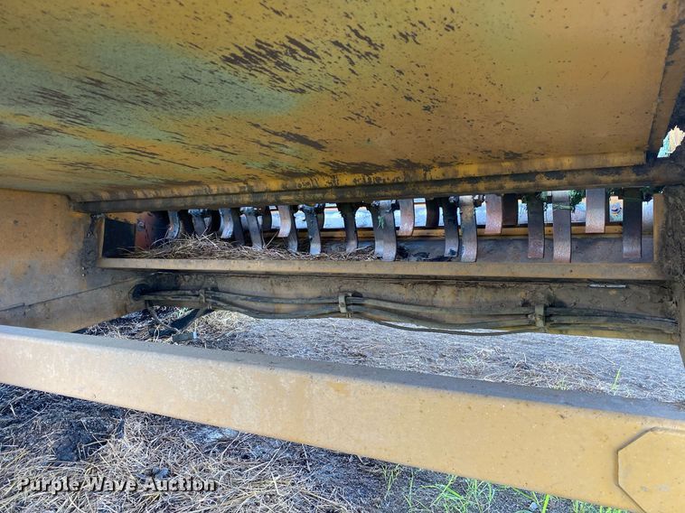 image for item DI7819 Duratech Haybuster 2665  bale processor