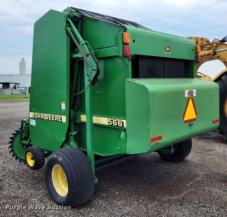 image for item DK1890 2000 John Deere 566  round baler