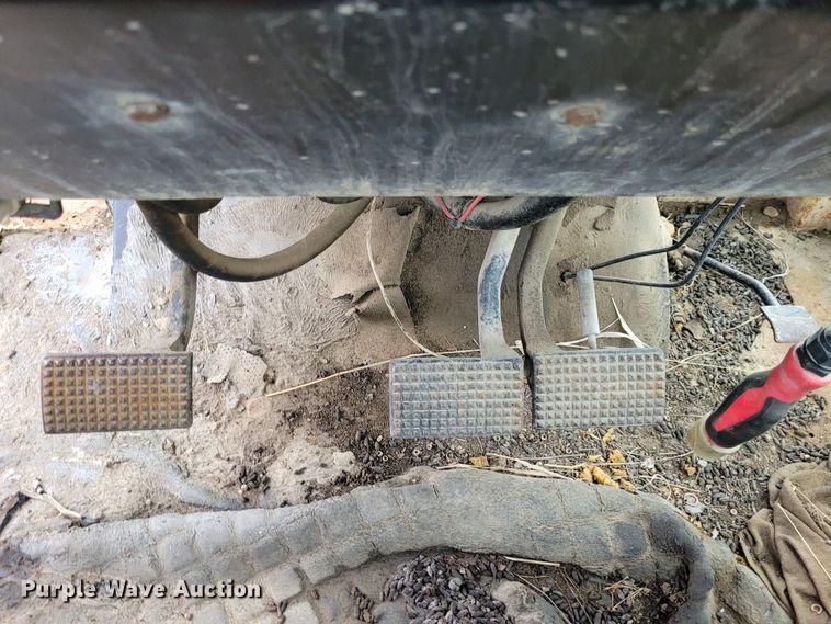 image for item DK1893 Case 1690  tractor