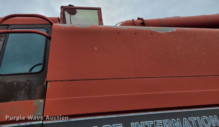 image for item DK1894 1989 Case IH 1640 Axial-Flow  RWA combine