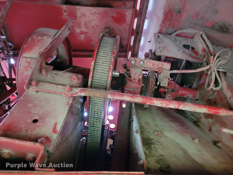 image for item DK1894 1989 Case IH 1640 Axial-Flow  RWA combine