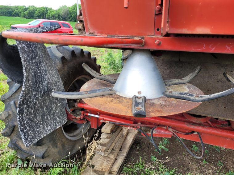 image for item DK1894 1989 Case IH 1640 Axial-Flow  RWA combine