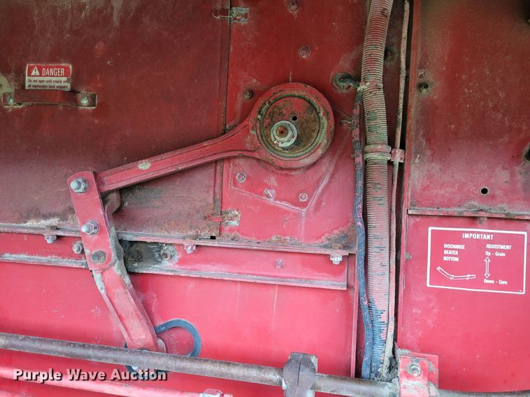 image for item DK1894 1989 Case IH 1640 Axial-Flow  RWA combine