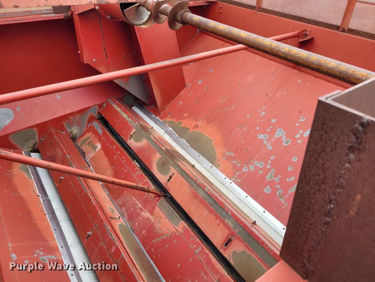 image for item DK1894 1989 Case IH 1640 Axial-Flow  RWA combine