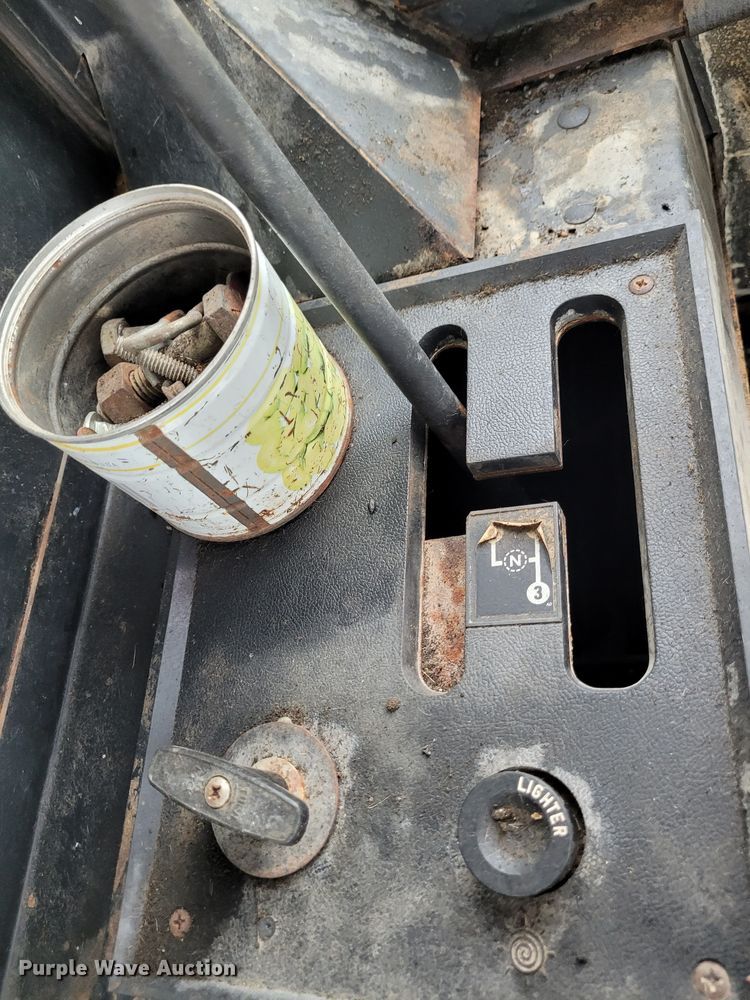 image for item DK1894 1989 Case IH 1640 Axial-Flow  RWA combine