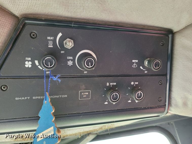 image for item DK1894 1989 Case IH 1640 Axial-Flow  RWA combine