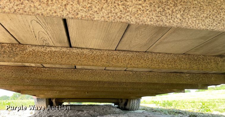 image for item DL3767 1990 Kiefer Built  livestock trailer