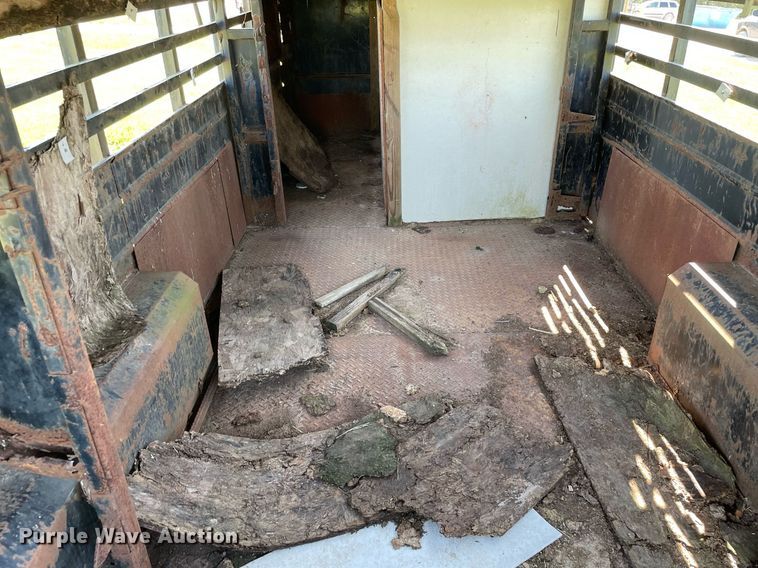 image for item DL3767 1990 Kiefer Built  livestock trailer