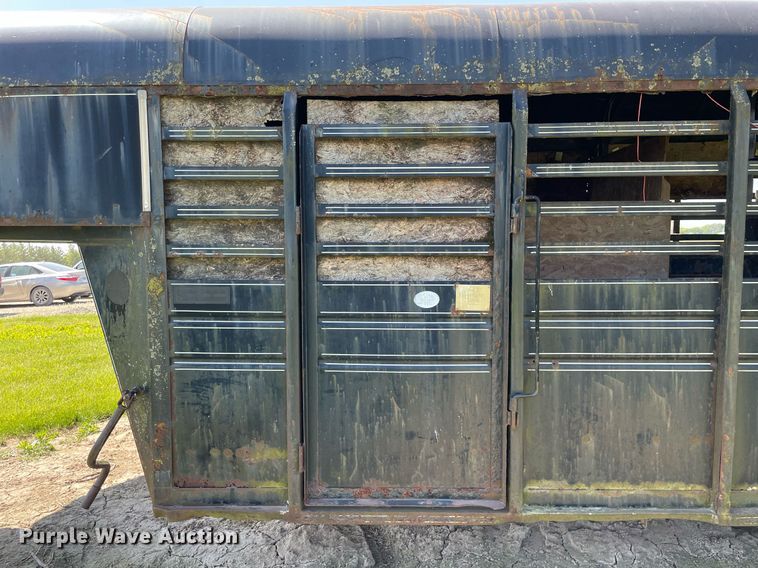 image for item DL3767 1990 Kiefer Built  livestock trailer