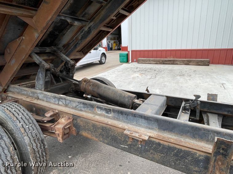 image for item DN4657 1970 Ford 600  grain truck