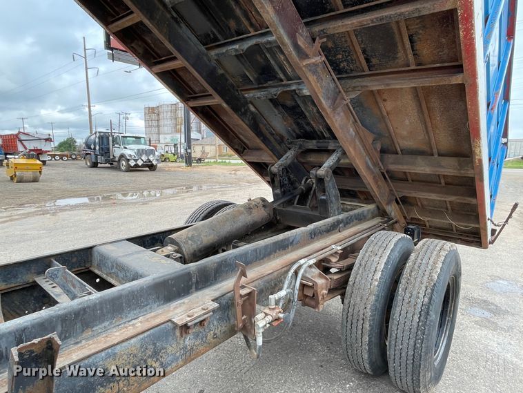 image for item DN4657 1970 Ford 600  grain truck