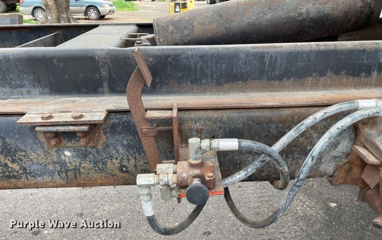 image for item DN4657 1970 Ford 600  grain truck