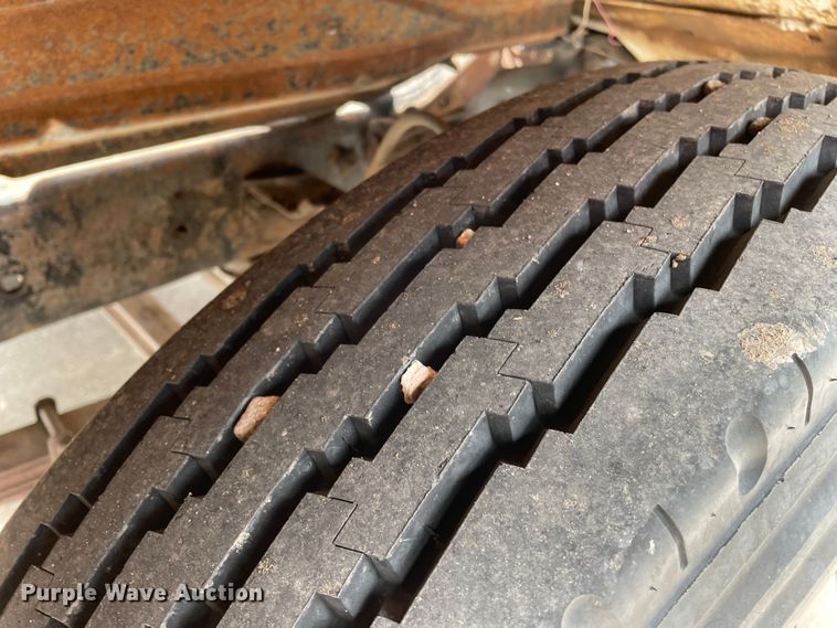 image for item DN4657 1970 Ford 600  grain truck