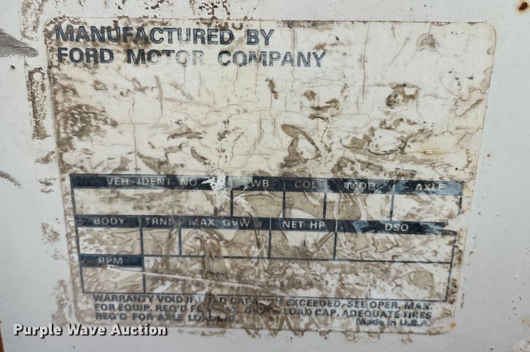 image for item DN4657 1970 Ford 600  grain truck