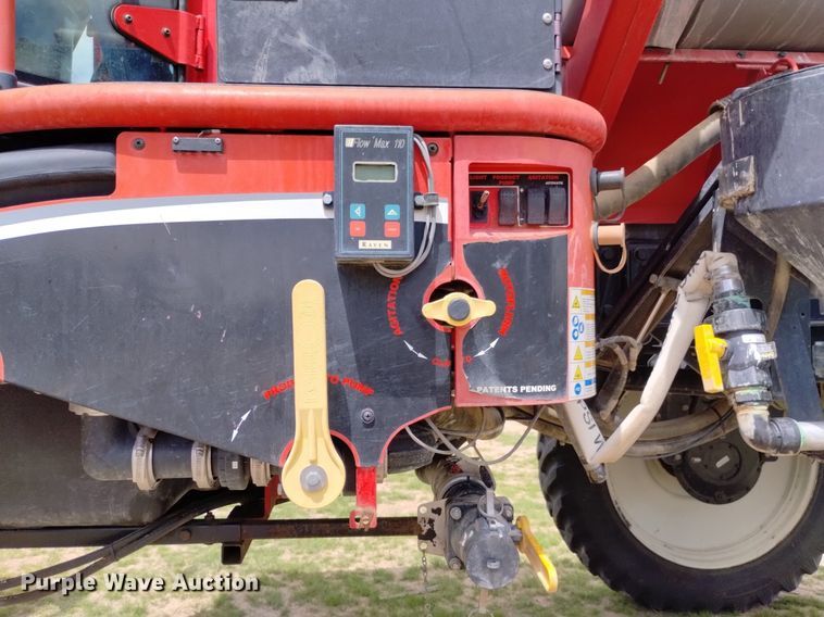 image for item DN6475 2013 Apache AS1220  sprayer