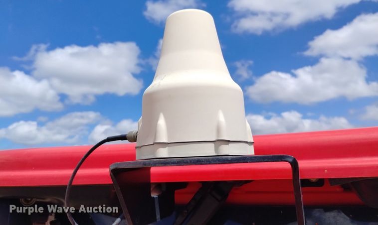 image for item DN6475 2013 Apache AS1220  sprayer