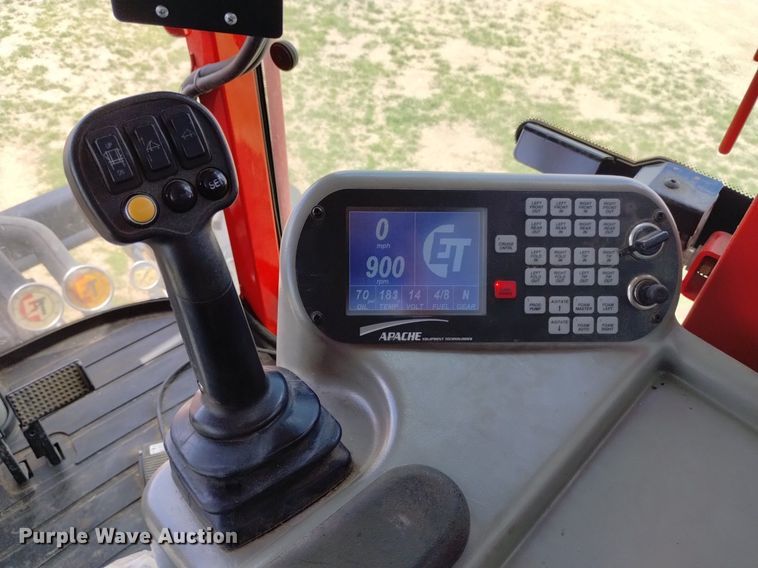 image for item DN6475 2013 Apache AS1220  sprayer