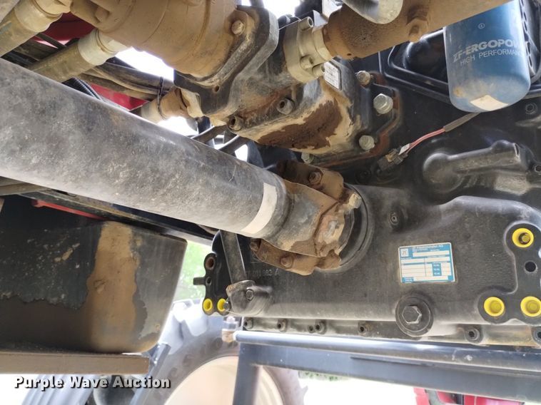 image for item DN6475 2013 Apache AS1220  sprayer