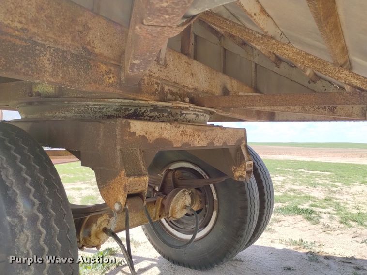 image for item DN6476 1974 Shop built  pup grain trailer