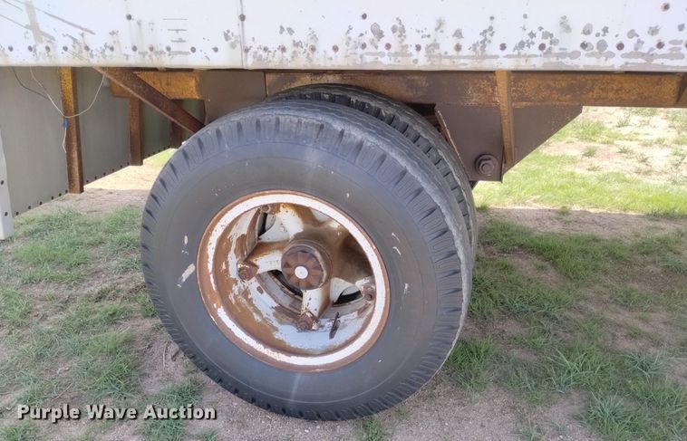 image for item DN6476 1974 Shop built  pup grain trailer